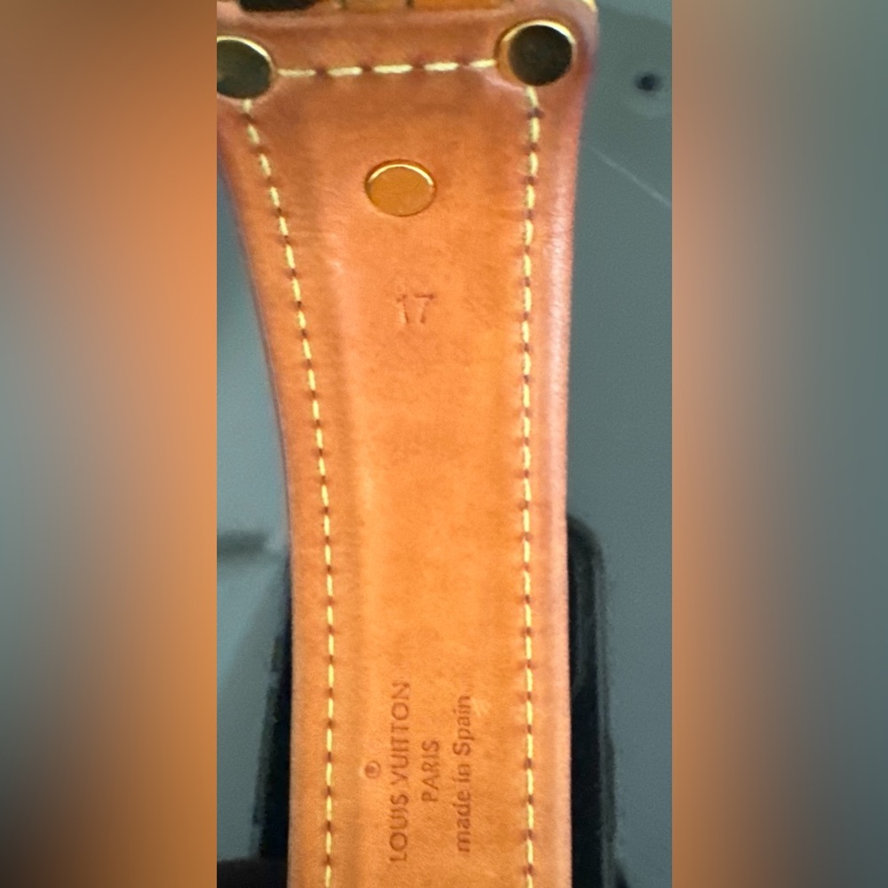 -Louis Vuitton Womens bracelet. See pictures, minor scratches. - Picture 5 of 5